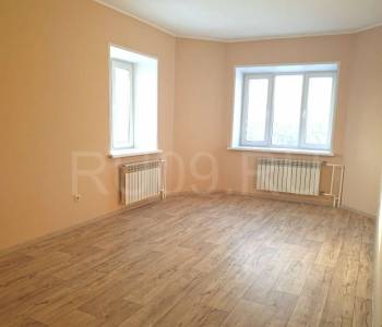 Продается 1-комнатная квартира, 42 м²