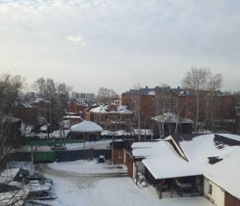 Продается 1-комнатная квартира, 42 м²