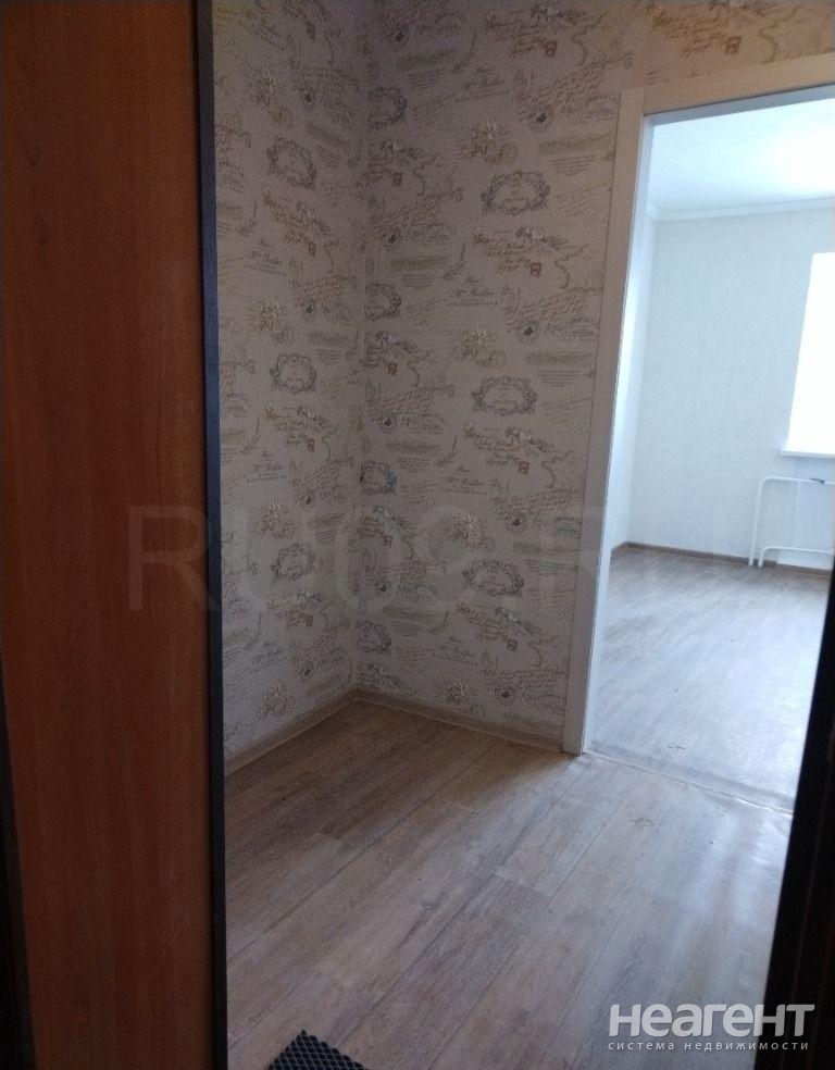 Продается 1-комнатная квартира, 18 м²