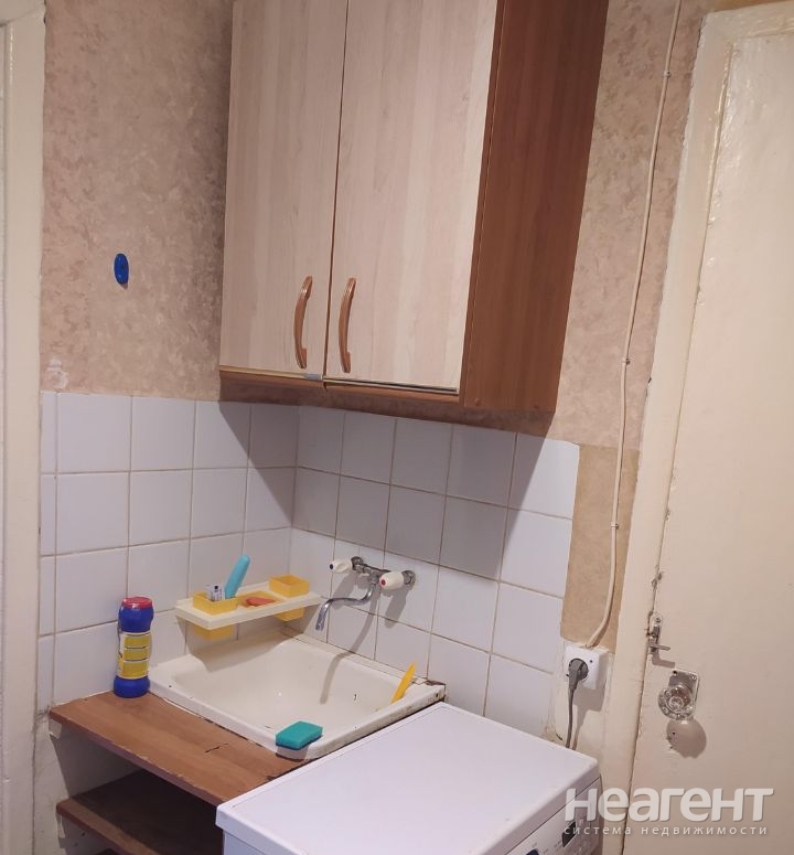 Продается 1-комнатная квартира, 18 м²