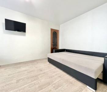 Сдается 1-комнатная квартира, 41 м²