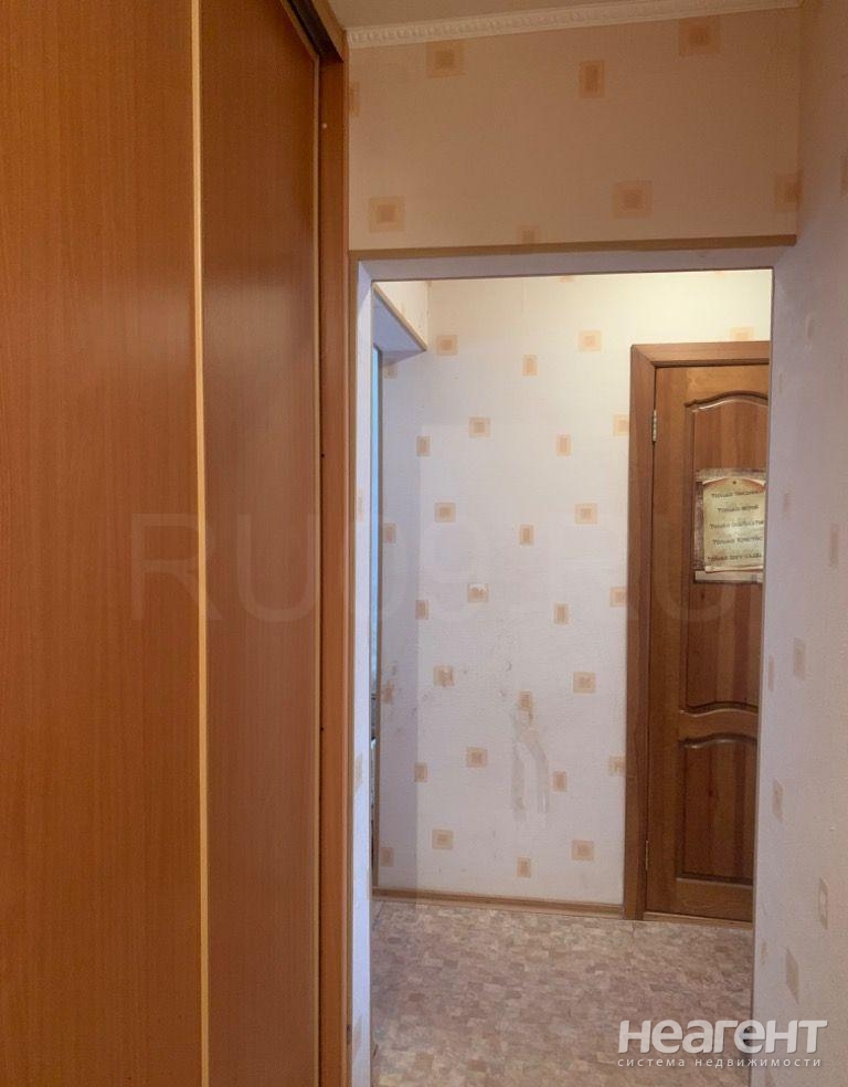 Продается 1-комнатная квартира, 40 м²