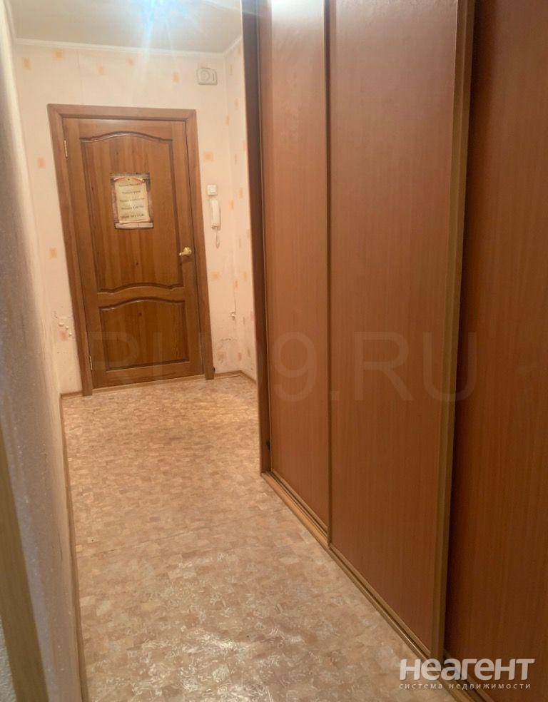 Продается 1-комнатная квартира, 40 м²