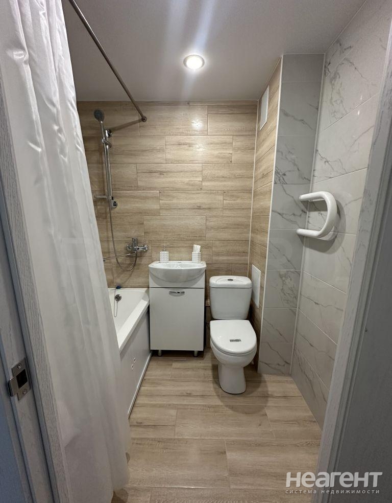 Продается 1-комнатная квартира, 35 м²