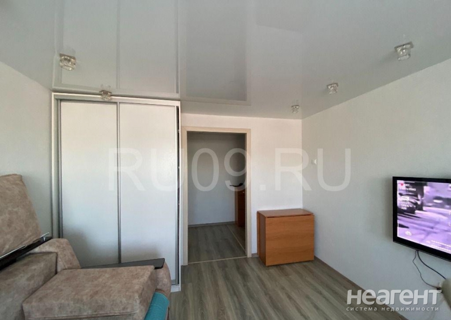 Продается 2-х комнатная квартира, 46 м²