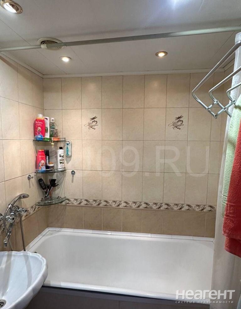 Продается 2-х комнатная квартира, 54 м²