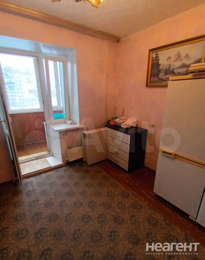 Продается Многокомнатная квартира, 80 м²