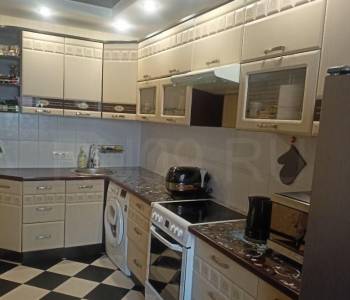 Продается 1-комнатная квартира, 45 м²