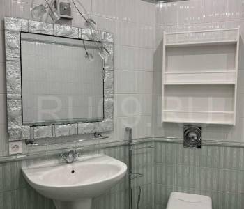 Продается Многокомнатная квартира, 105 м²