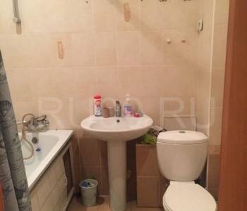 Продается 1-комнатная квартира, 43 м²