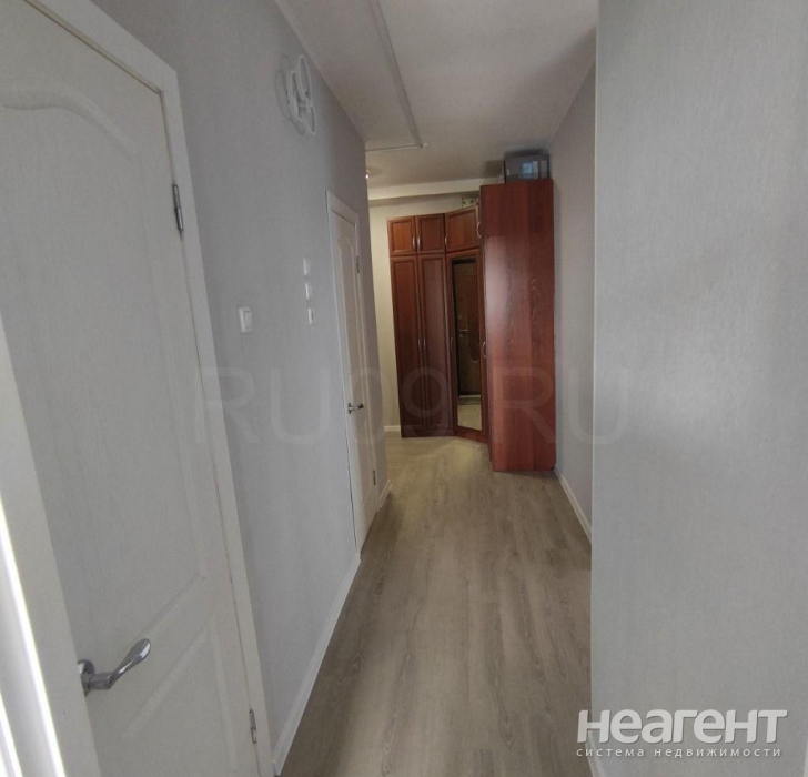 Продается 2-х комнатная квартира, 57 м²