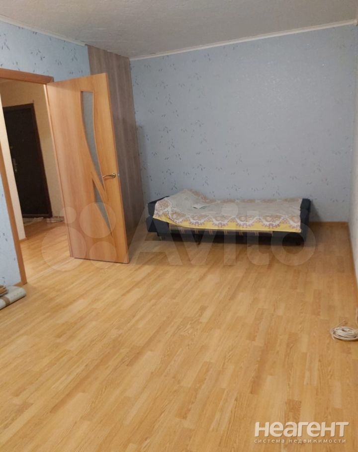 Продается 1-комнатная квартира, 34 м²