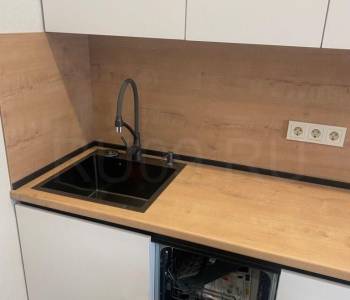 Продается 1-комнатная квартира, 38 м²