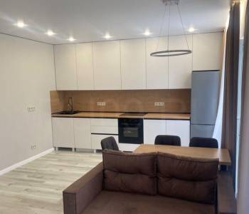 Продается 1-комнатная квартира, 38 м²