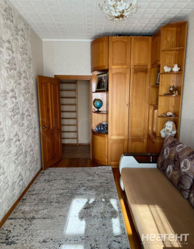 Продается Многокомнатная квартира, 125 м²