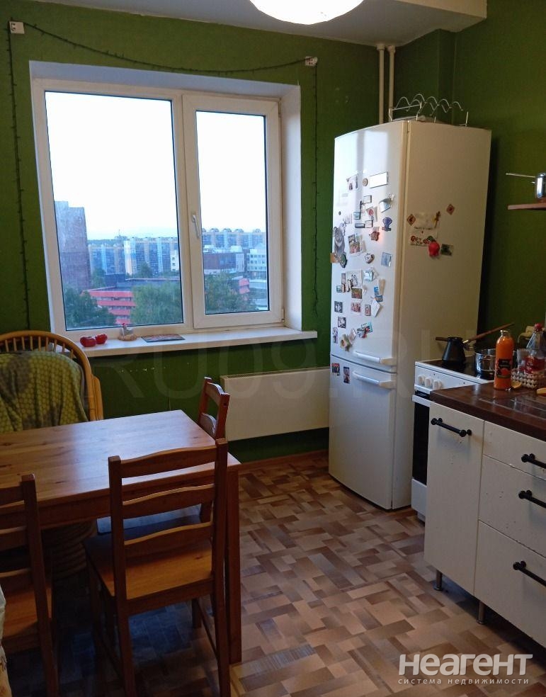 Продается 2-х комнатная квартира, 52 м²