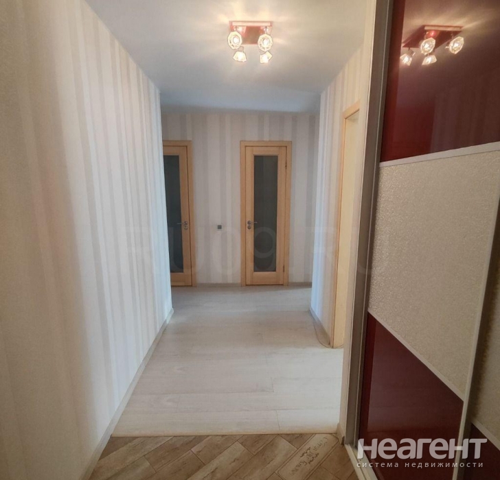 Продается 2-х комнатная квартира, 60 м²