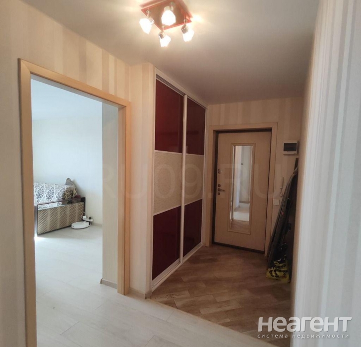 Продается 2-х комнатная квартира, 60 м²