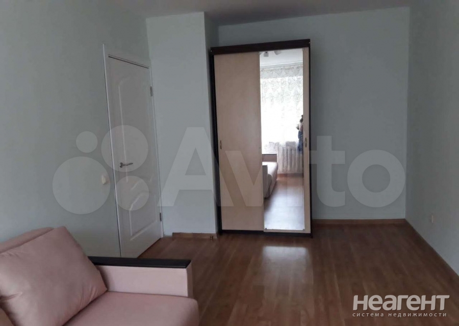 Продается 1-комнатная квартира, 30 м²