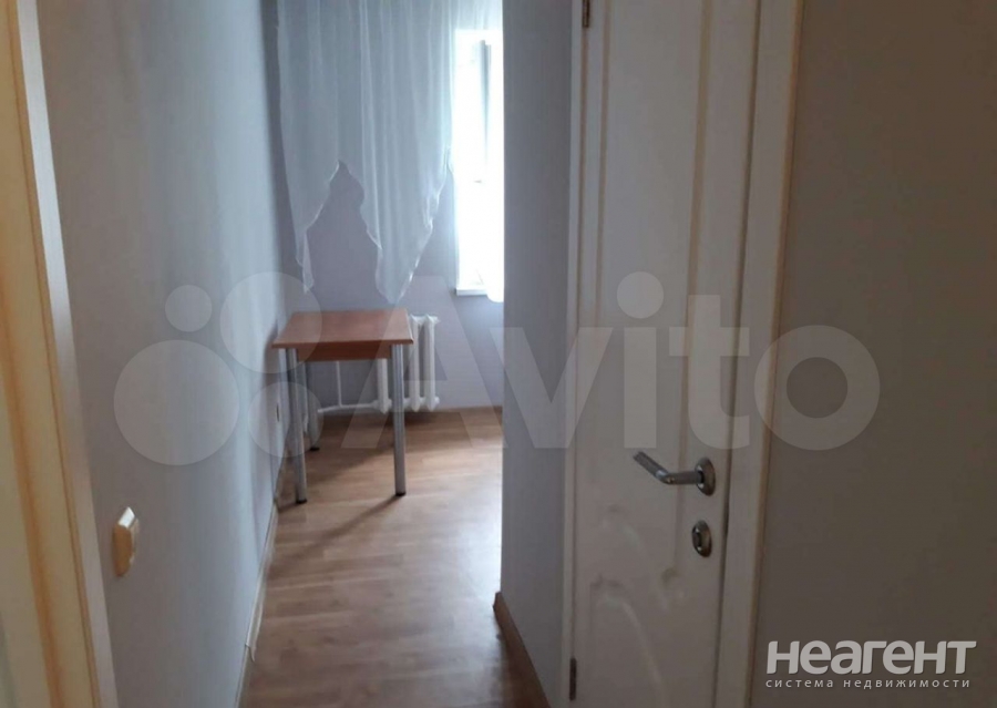 Продается 1-комнатная квартира, 30 м²