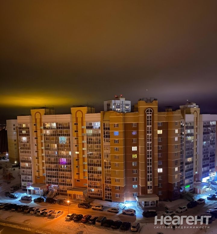 Продается 1-комнатная квартира, 42 м²