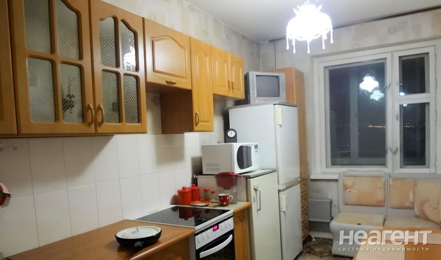 Сдается Многокомнатная квартира, 68 м²