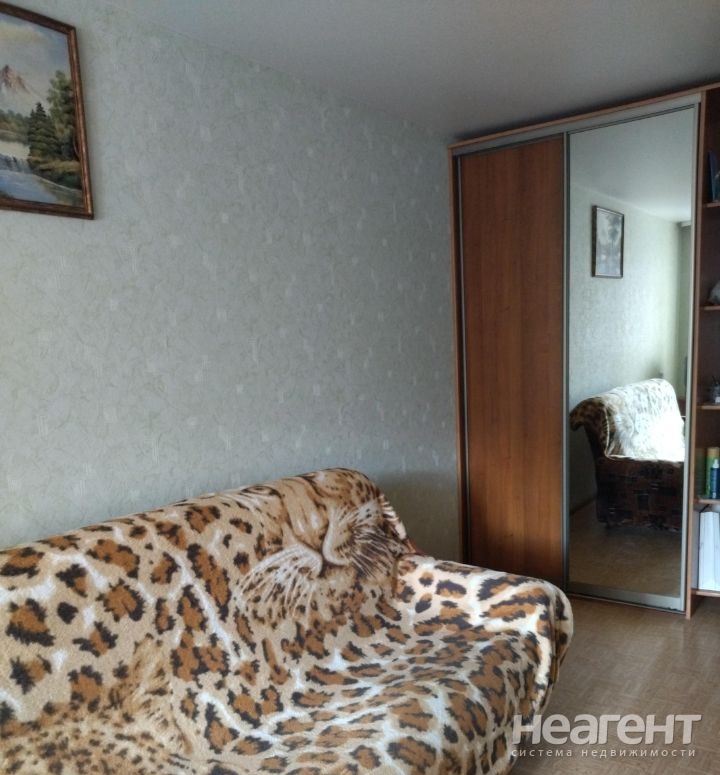 Продается 1-комнатная квартира, 35 м²