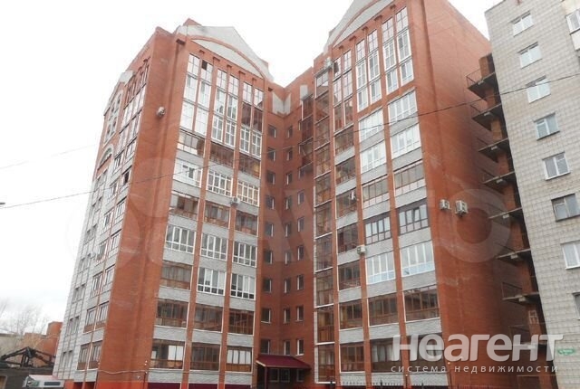 Продается Многокомнатная квартира, 174 м²