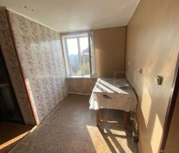 Продается Многокомнатная квартира, 50 м²