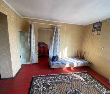 Продается Многокомнатная квартира, 50 м²