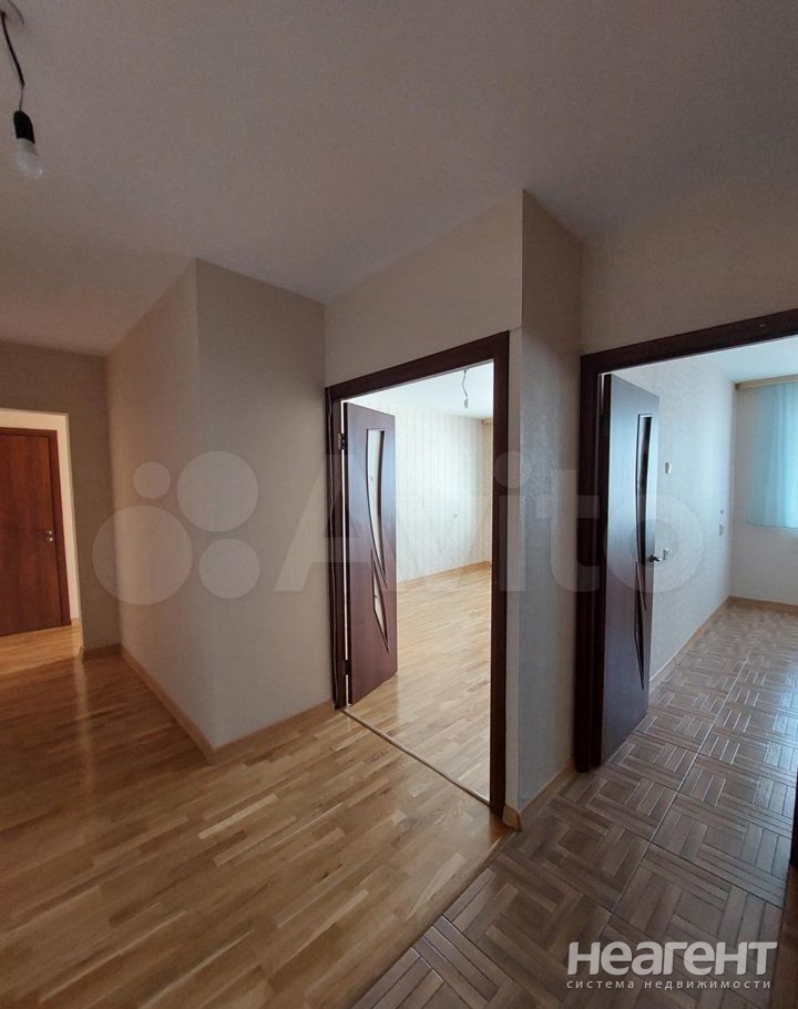 Продается 2-х комнатная квартира, 61 м²