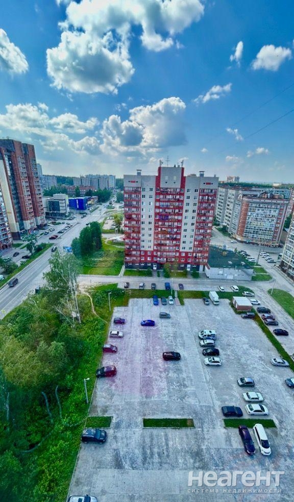 Продается 3-х комнатная квартира, 63 м²