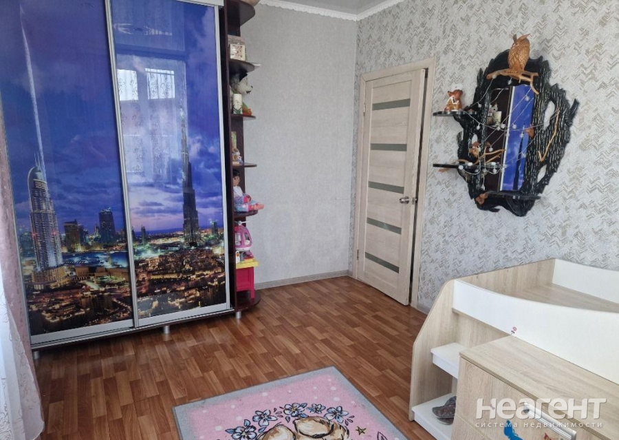 Продается 3-х комнатная квартира, 57 м²