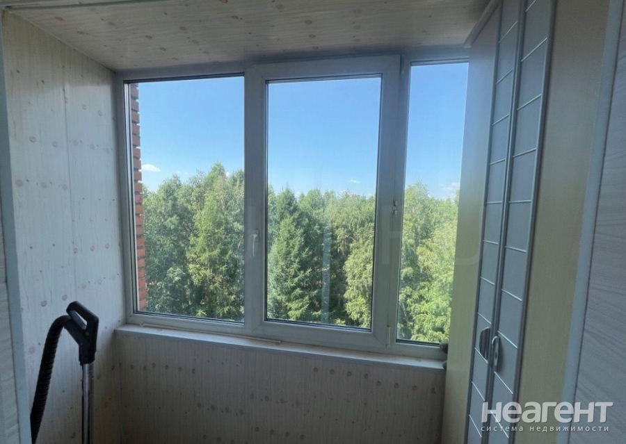 Продается Многокомнатная квартира, 95 м²