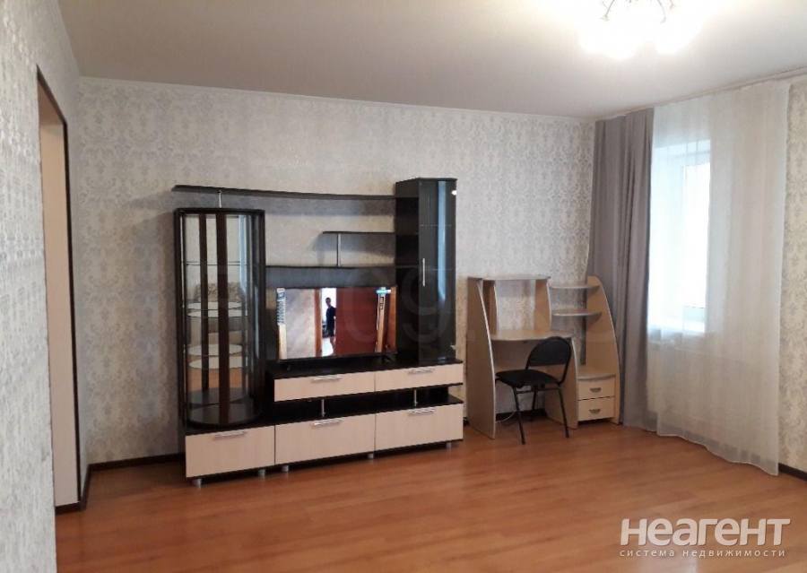 Продается 1-комнатная квартира, 46 м²