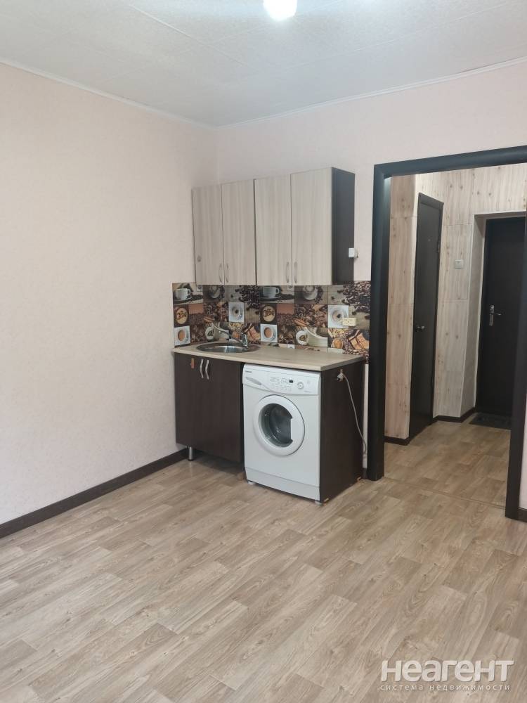 Продается 1-комнатная квартира, 18,1 м²