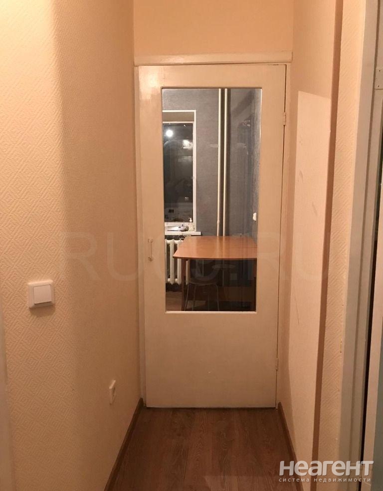 Продается 1-комнатная квартира, 33 м²