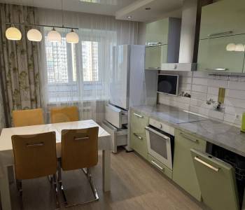 Продается 2-х комнатная квартира, 60 м²