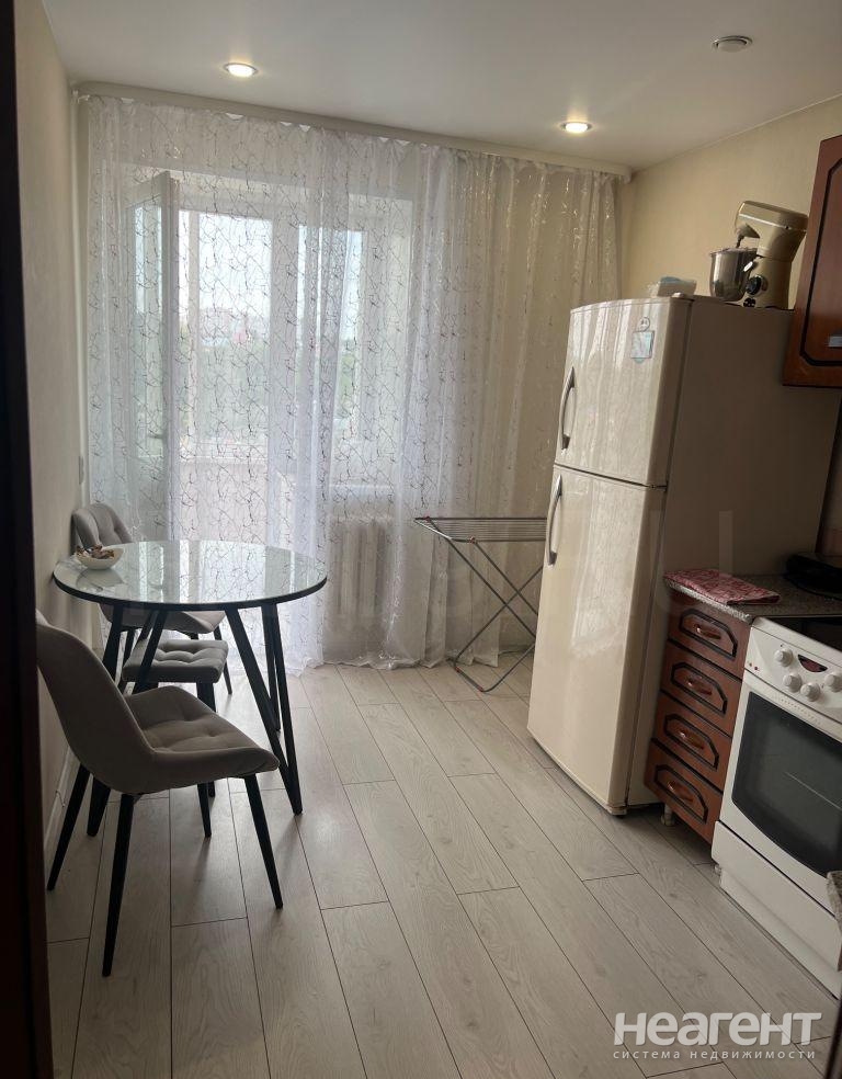 Продается 1-комнатная квартира, 40 м²