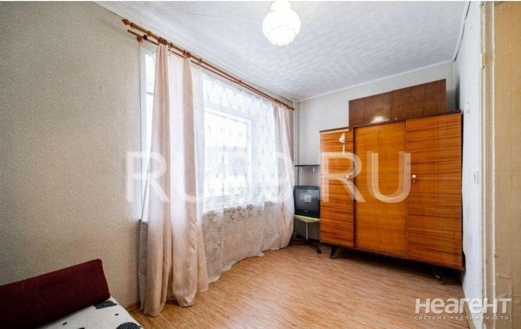 Продается 1-комнатная квартира, 14 м²