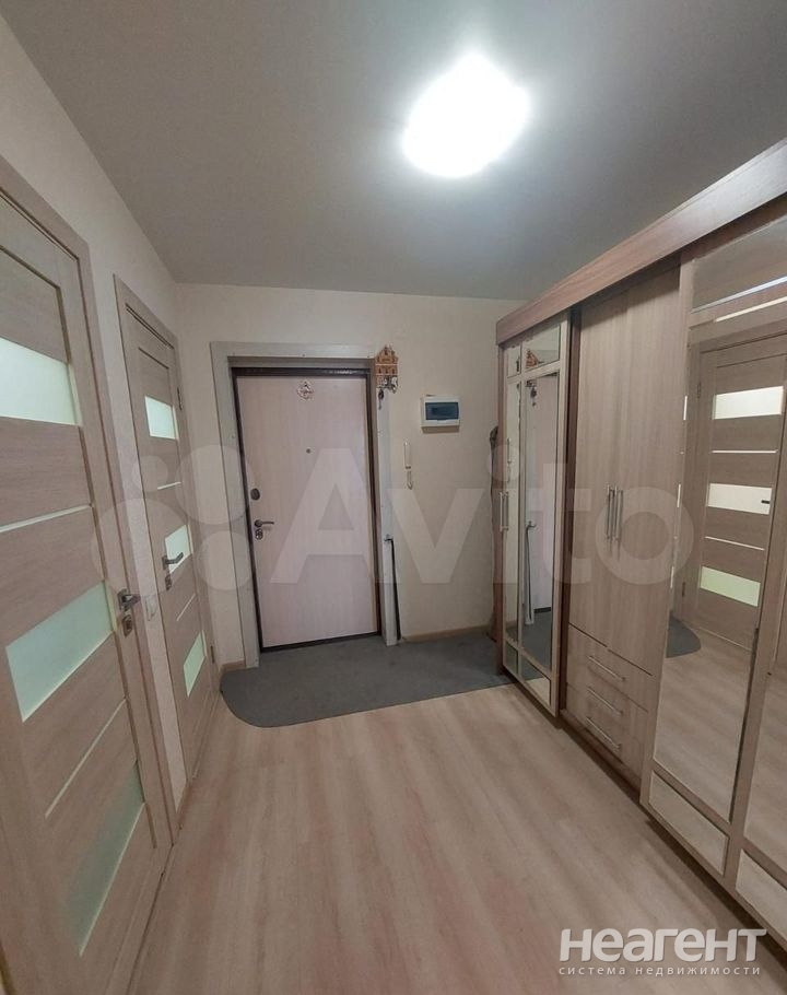 Продается 2-х комнатная квартира, 52 м²