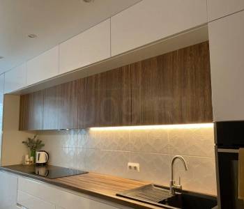 Продается 1-комнатная квартира, 48 м²