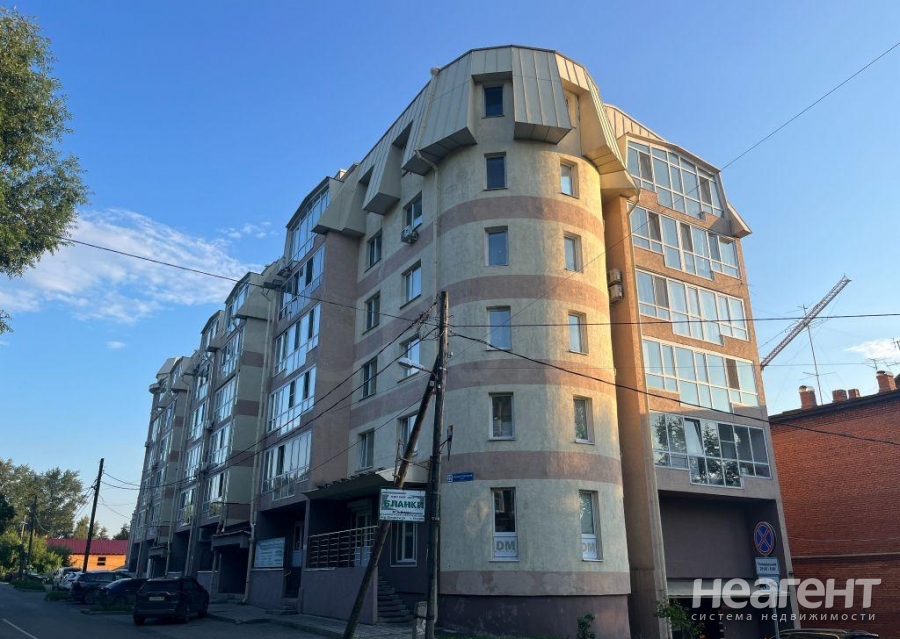 Продается 1-комнатная квартира, 45 м²