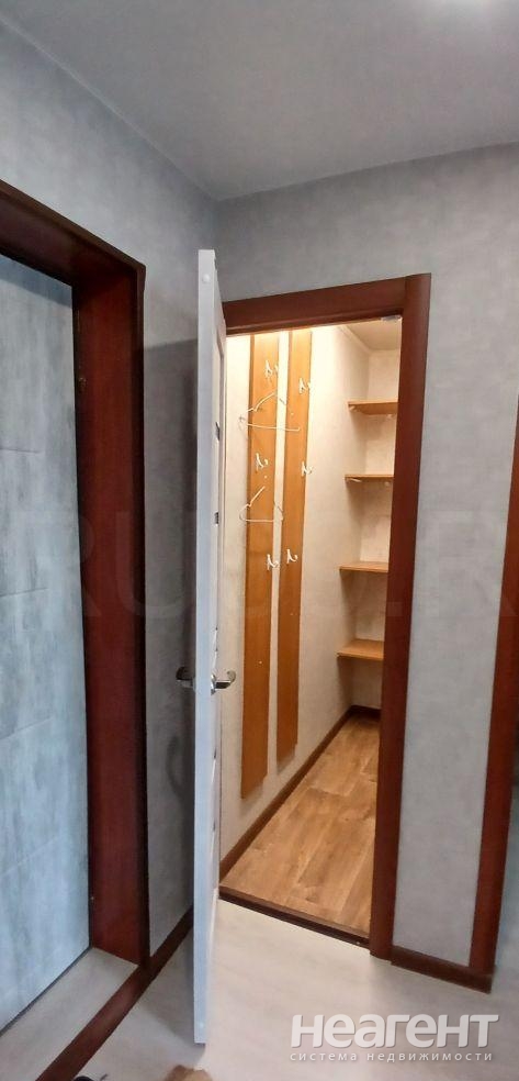 Продается 1-комнатная квартира, 35 м²