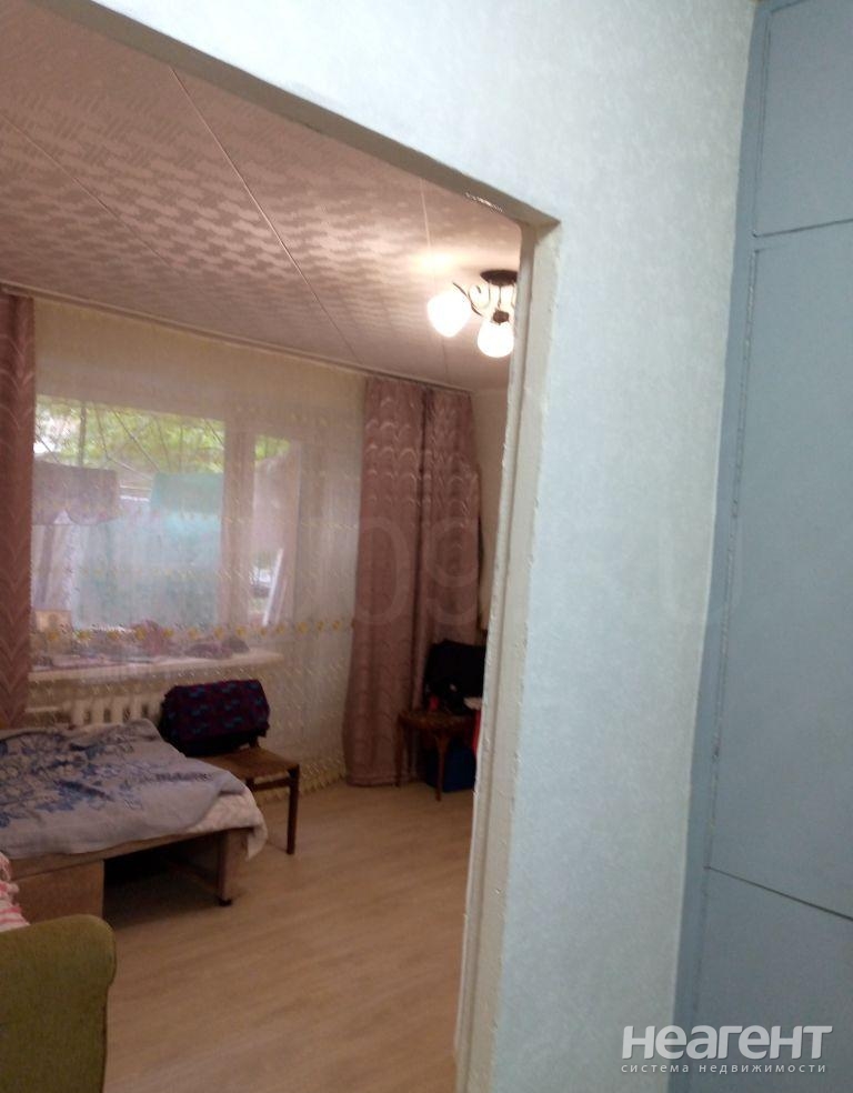 Продается 1-комнатная квартира, 33 м²