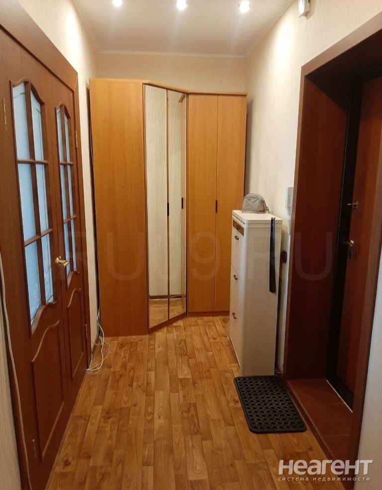 Продается 1-комнатная квартира, 41 м²