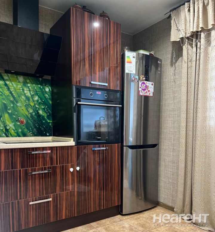 Продается 3-х комнатная квартира, 101,6 м²