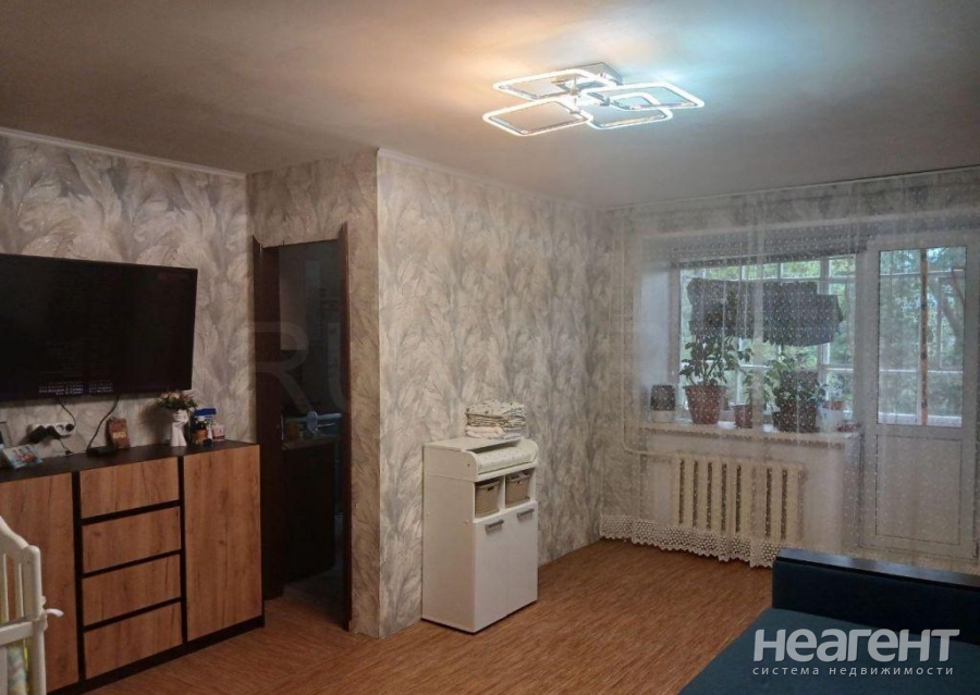 Продается 2-х комнатная квартира, 42 м²