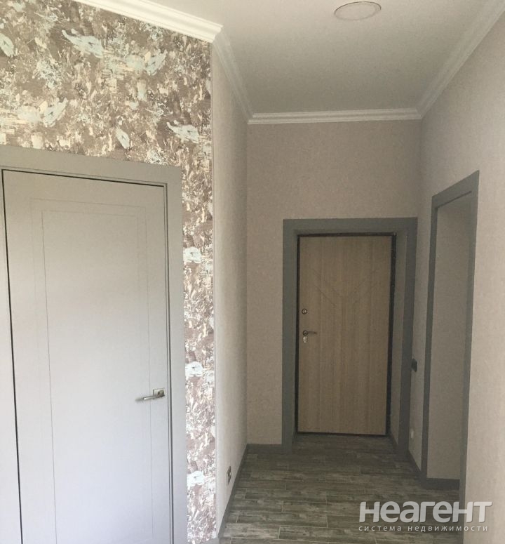 Сдается Дом, 240 м²