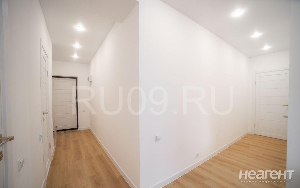 Продается 3-х комнатная квартира, 47 м²